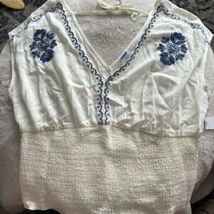 Old Navy White Blouse with Blue Embroidery boho style